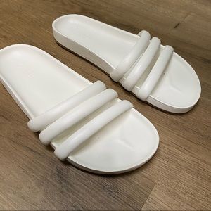 Old Navy White Slides